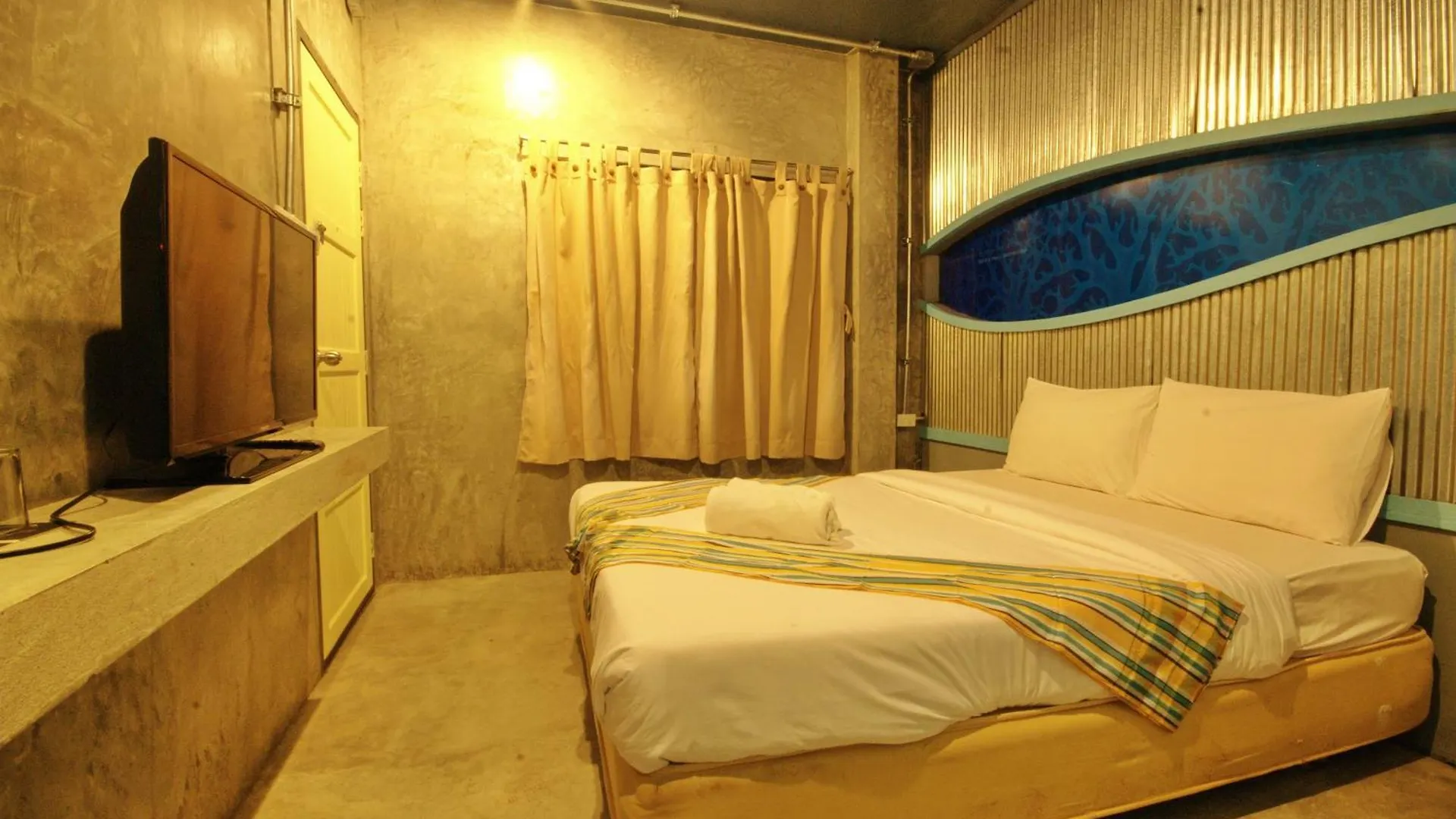 Seabox Khaolak Hostel Khao Lak Thailand
